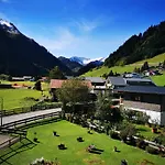 Thaler 3* Mittelberg